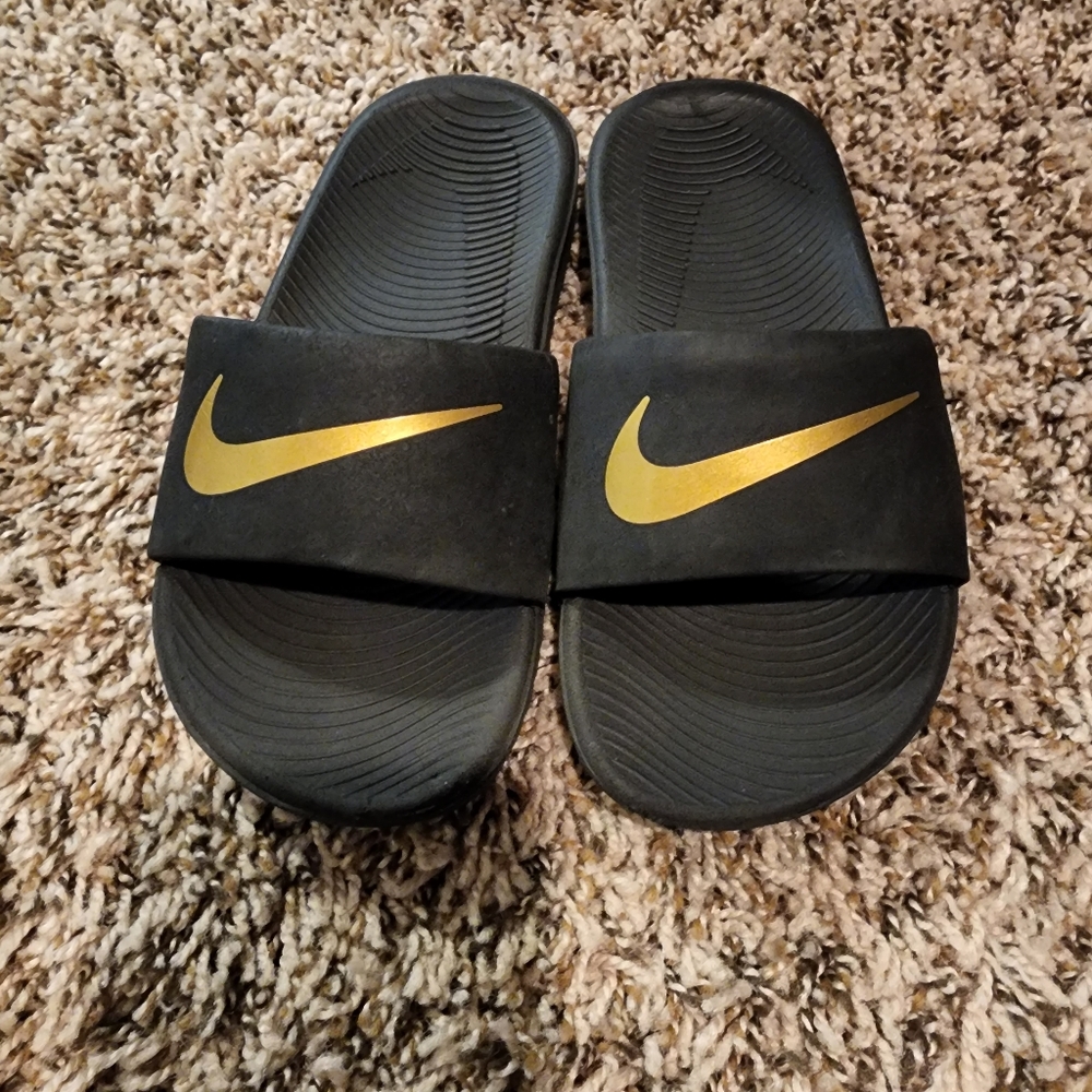 Nike slide